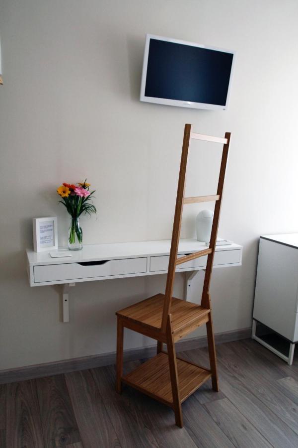 B&B Lo Studio LʼAquila Екстериор снимка
